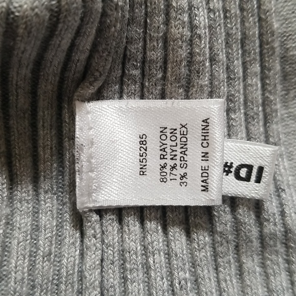 Express Gray V-Neck Sweater - Picture 4 of 5